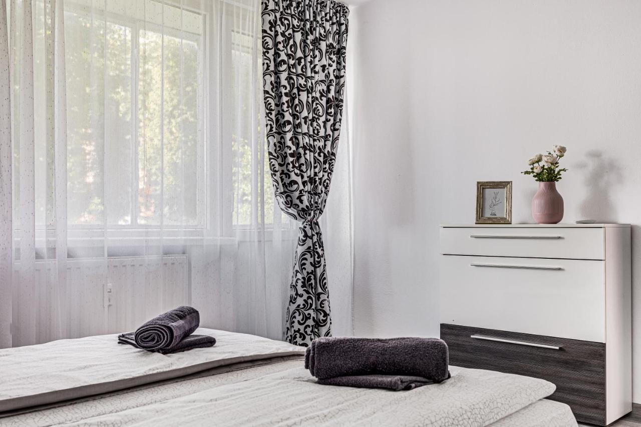 Gabriel Apartment Αράντ Εξωτερικό φωτογραφία